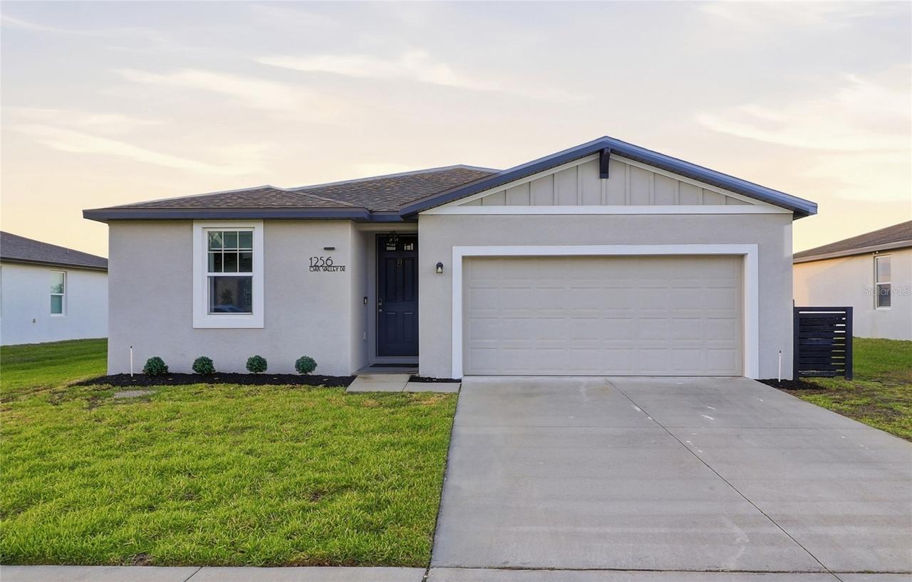 1256 Oak Valley Dr., Auburndale, FL 33823