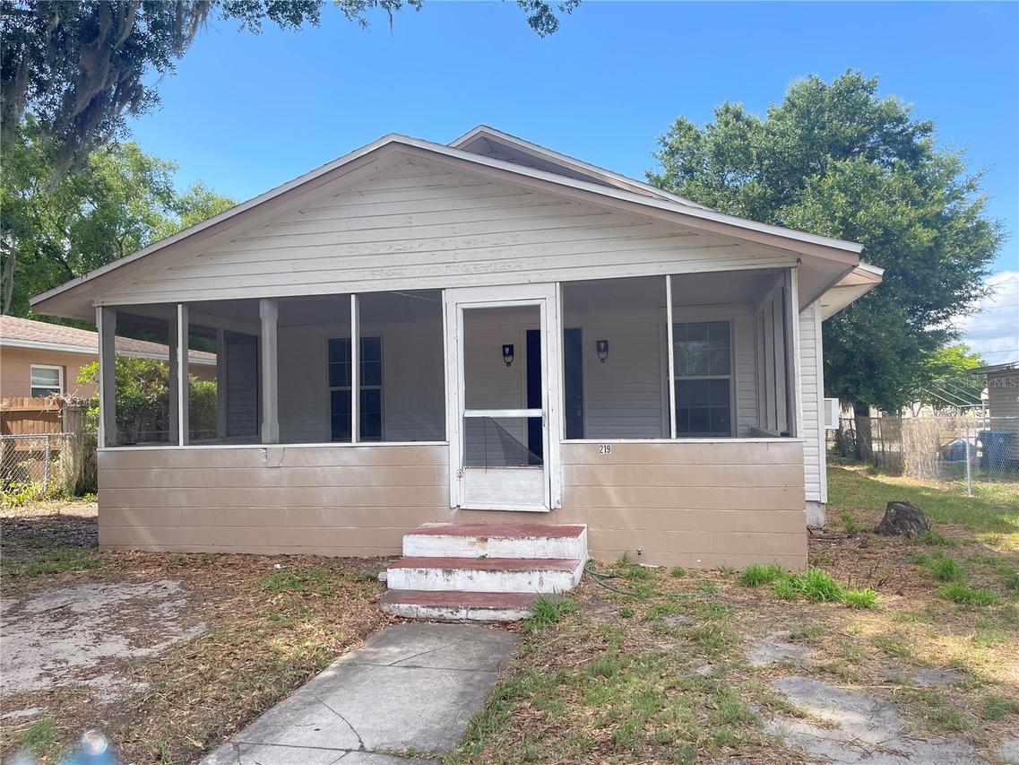 219 E Polk Ave., Lake Wales, FL 33853