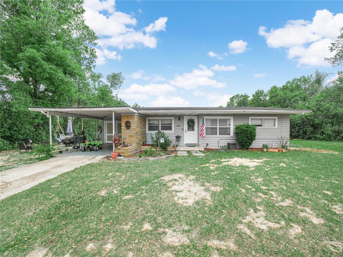 407 S 12th St., Lake Wales, FL 33853