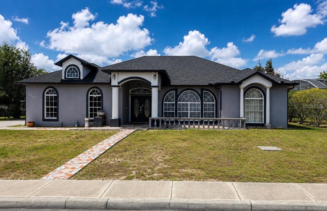 2409 Dorado Ave., Haines City, FL 33844
