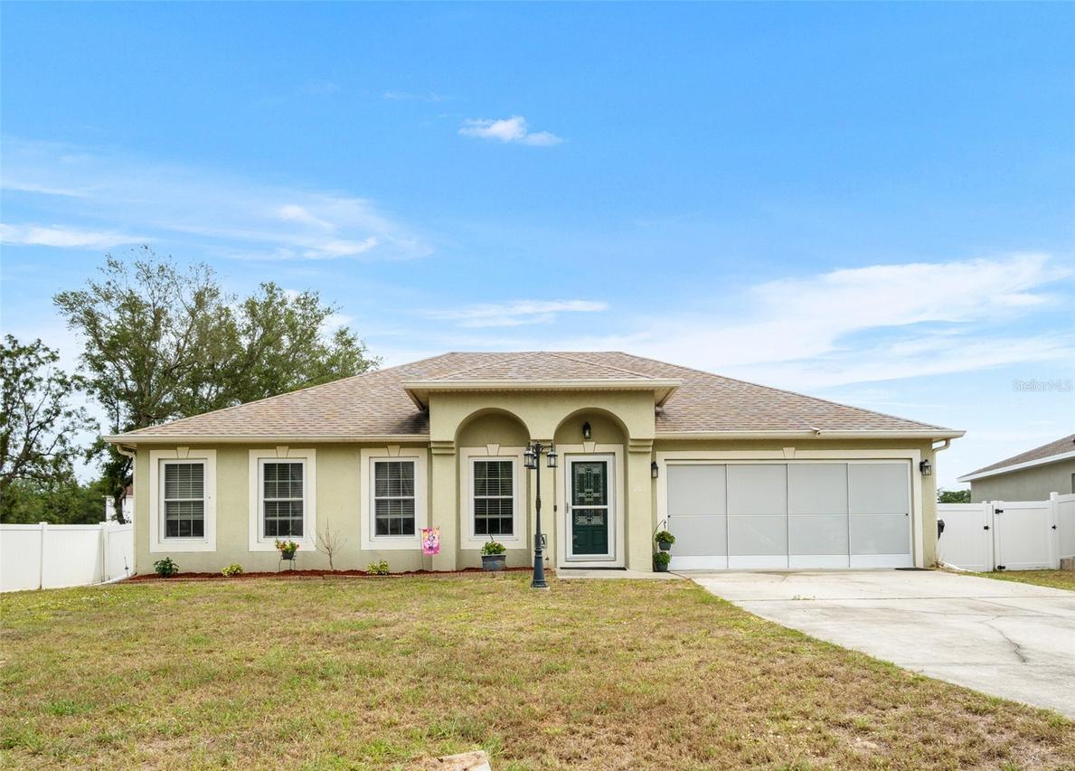 203 Flounder Pl., Poinciana, FL 34759