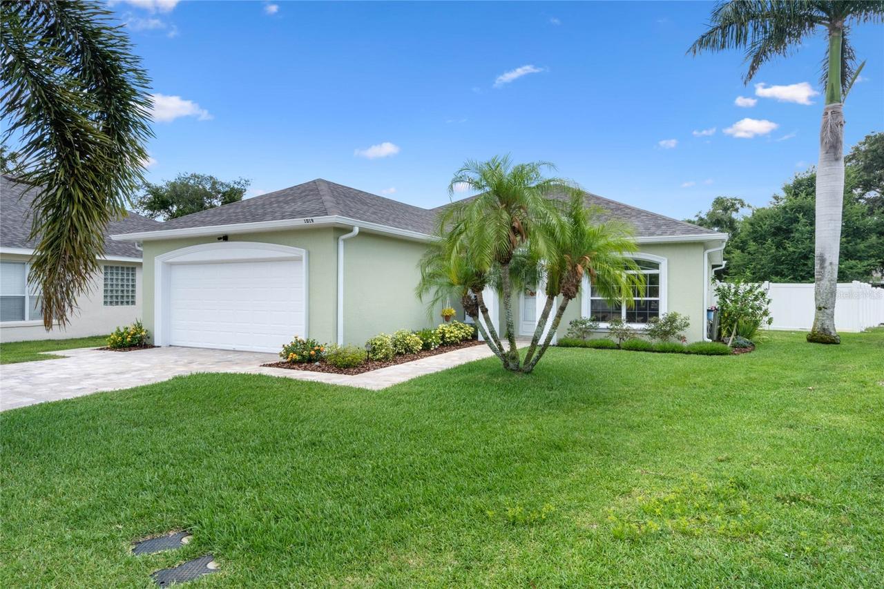 1019 Robin Ln., Winter Haven, FL 33884