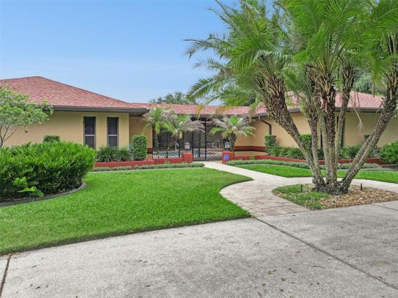 New Homes with In-ground Swimming Pools in Lake Wales: May 10th to May 16th