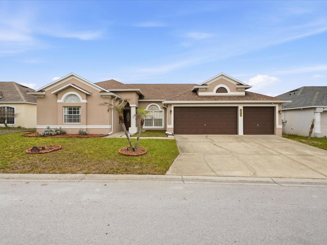 1416 Grand Reserve Dr., Davenport, FL 33837