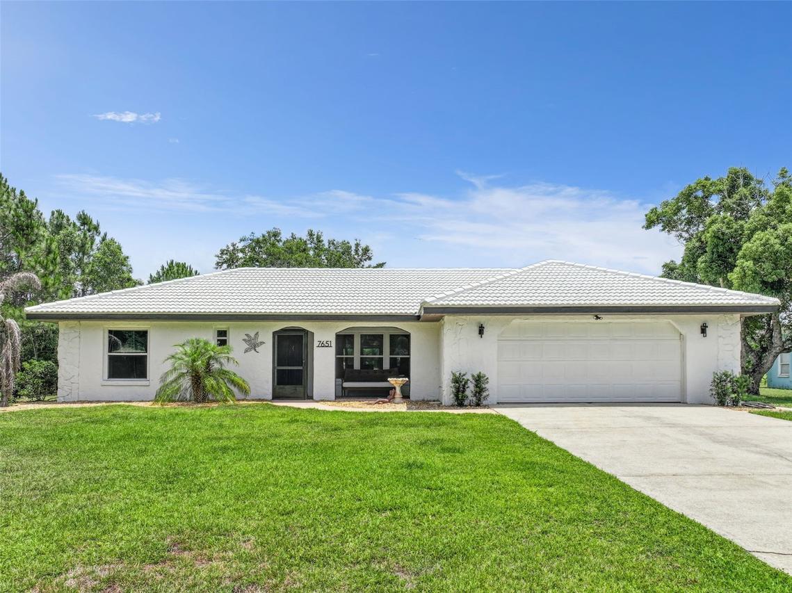 7651 Limonia Dr., Indian Lake Estates, FL 33855
