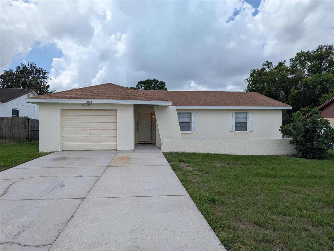 3735 Whitedove Dr., Lakeland, FL 33812
