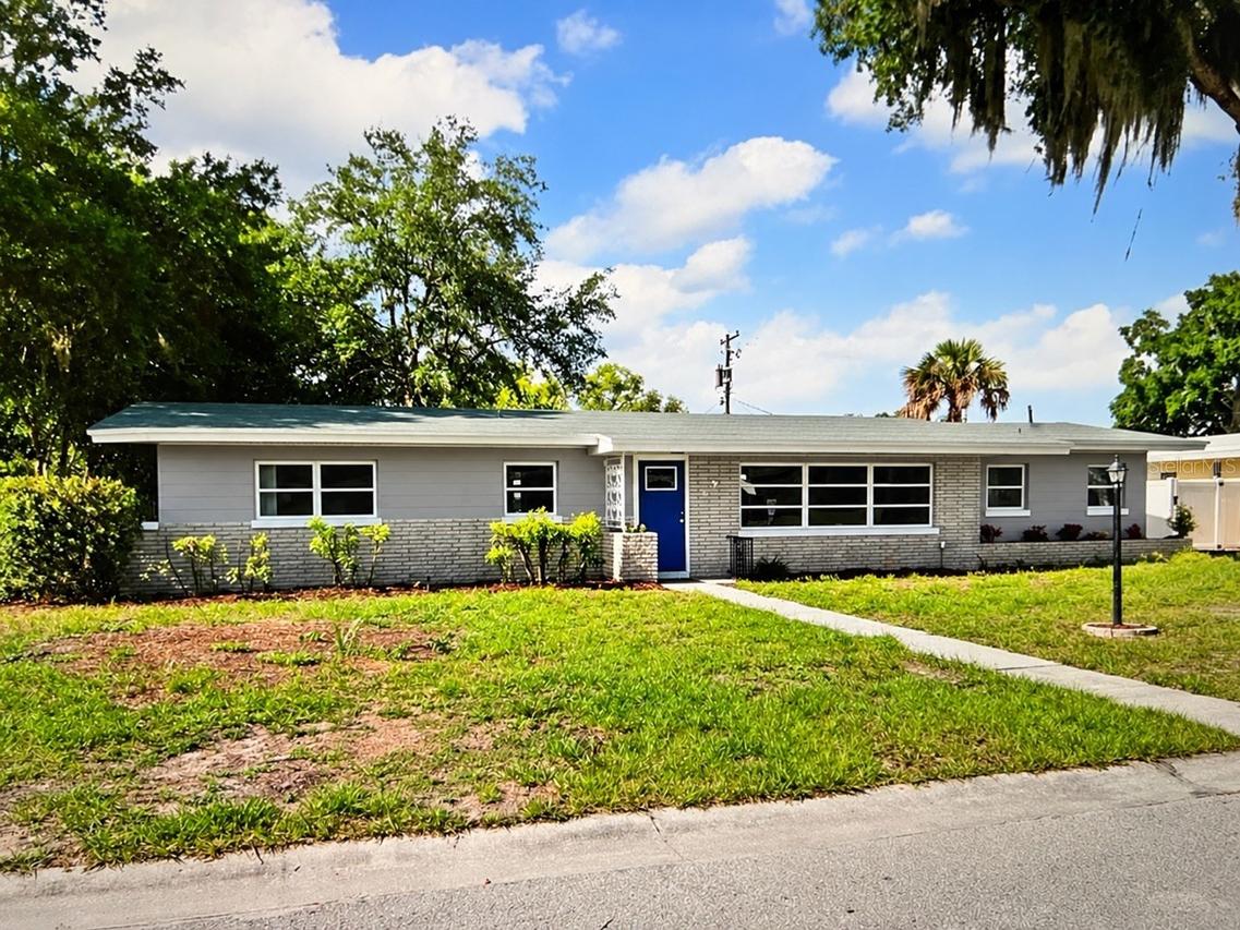 6 Golfview Cir., Winter Haven, FL 33881