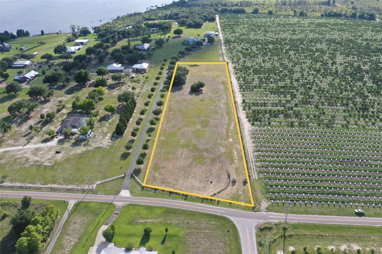 551 Adams Barn Rd., Auburndale, FL 33823