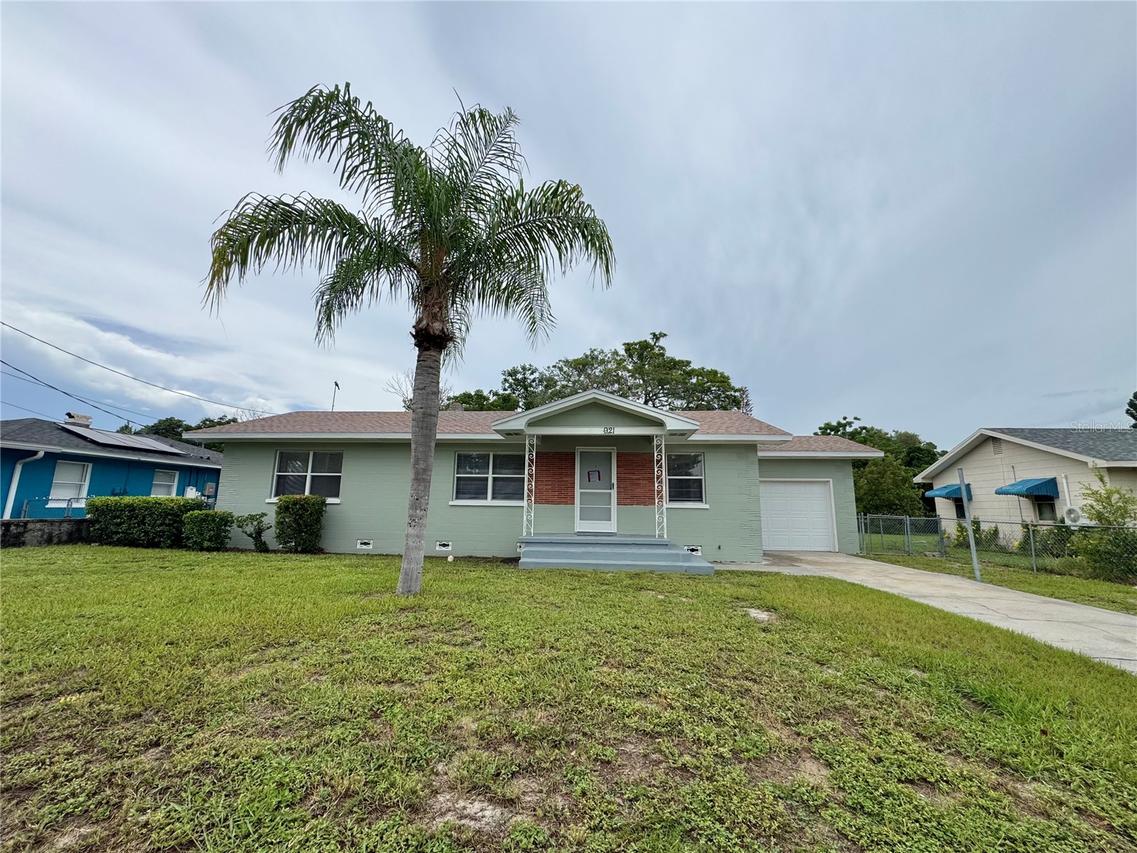 921 Avenue E, Winter Haven, FL 33881