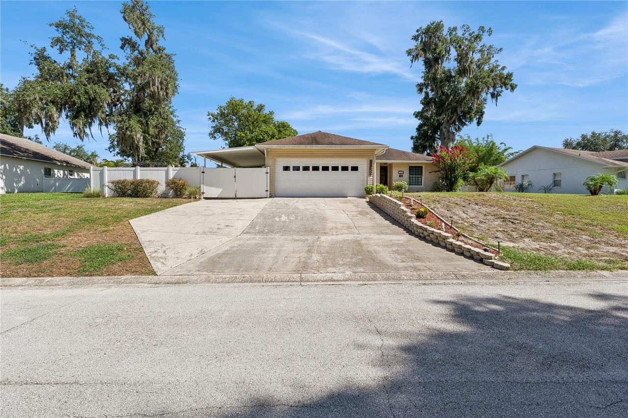 7050 Scenic Hills Blvd., Lakeland, FL 33810