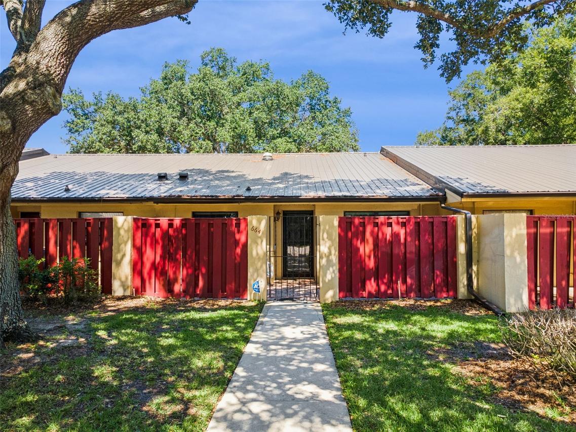 664 Clubhouse Rd., Winter Haven, FL 33884