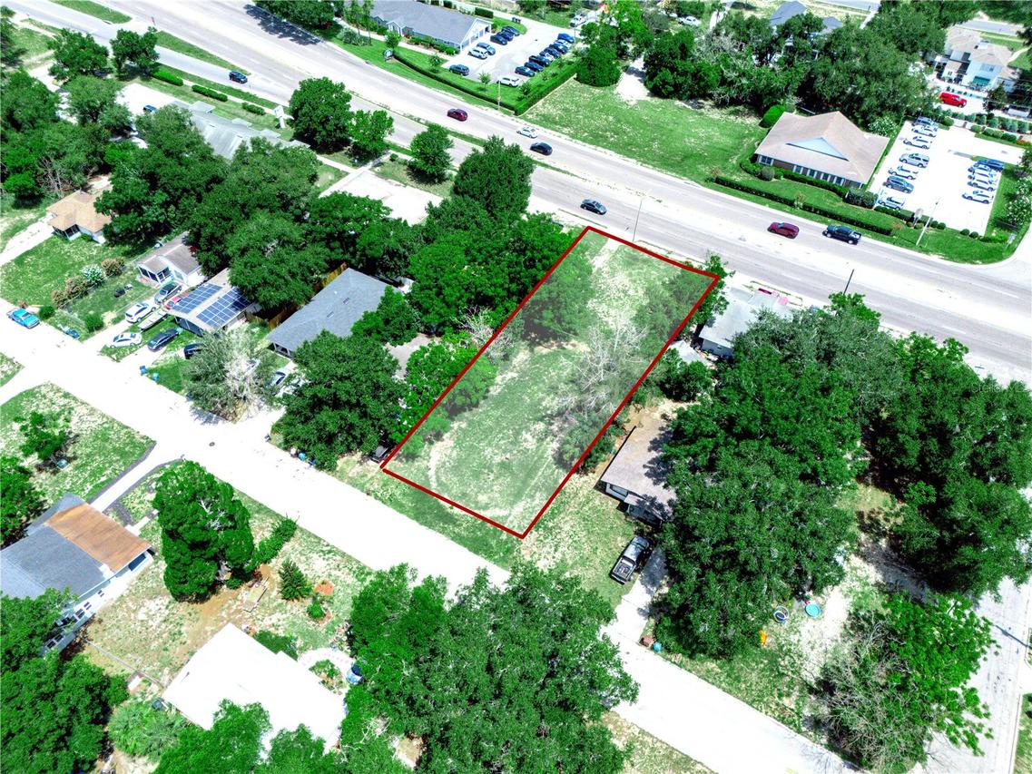 60 E St., Lake Wales, FL 33898