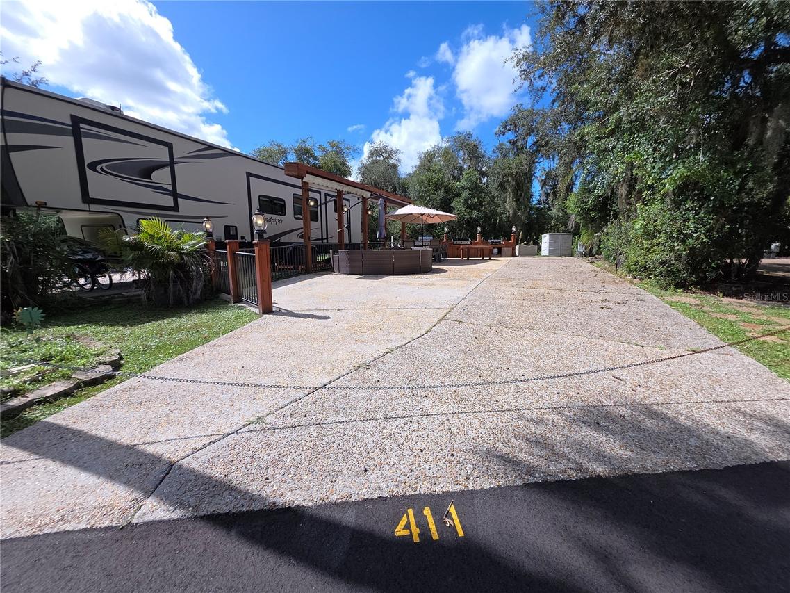 411 Longhorn Dr., Lake Wales, FL 33853