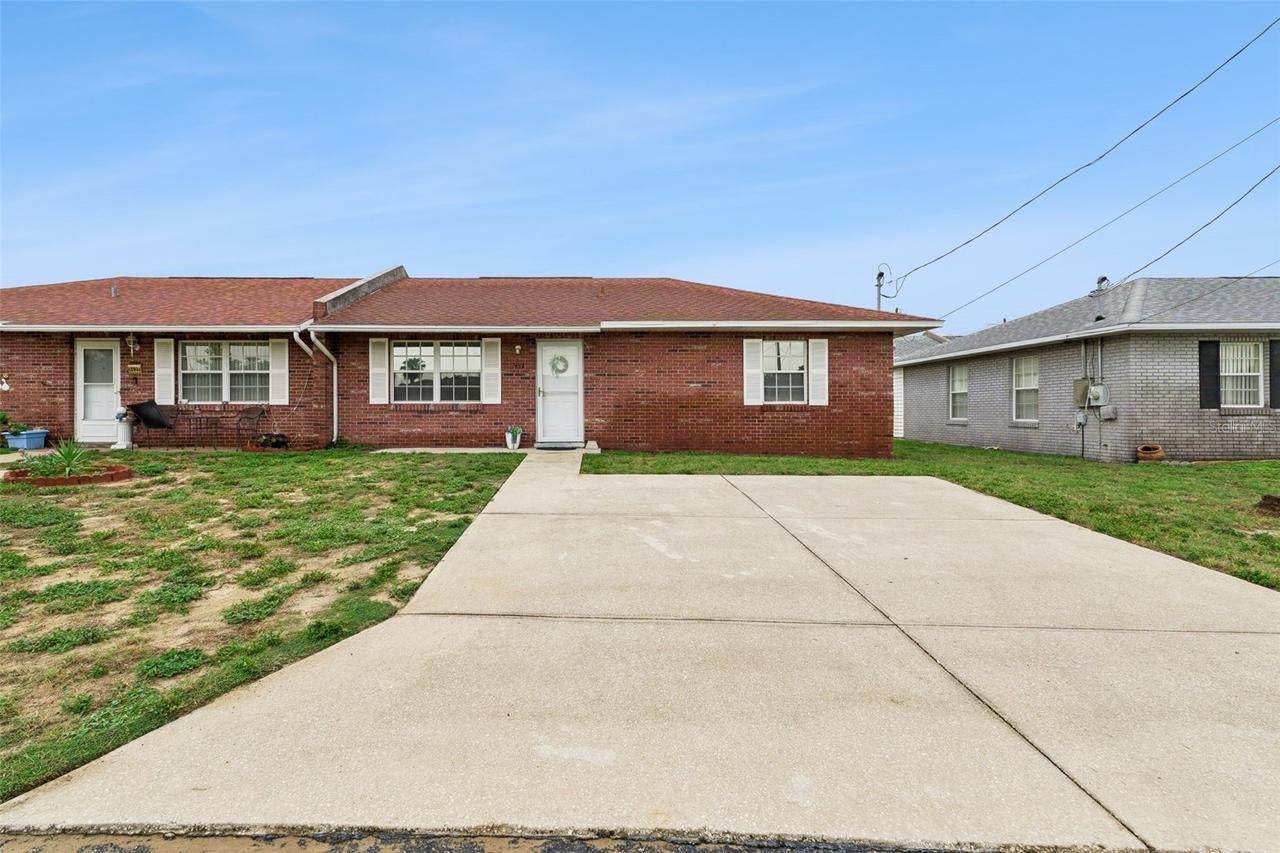 1433 Thousand Roses Ave., Lake Wales, FL 33853