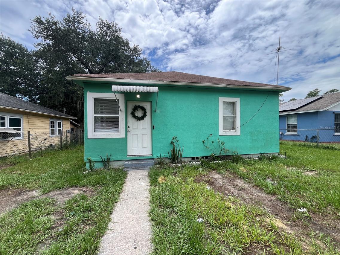33 W Johnson Ave., Lake Wales, FL 33853