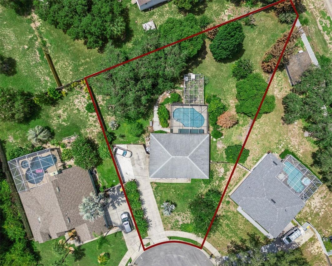 102 Baypoint Dr., Davenport, FL 33837