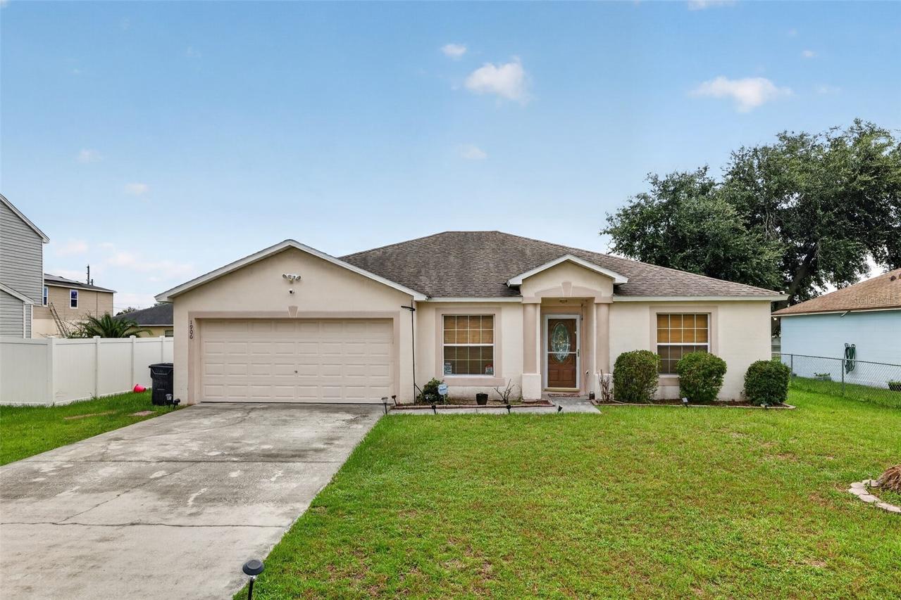 1906 Manatee Ln., Kissimmee, FL 34759
