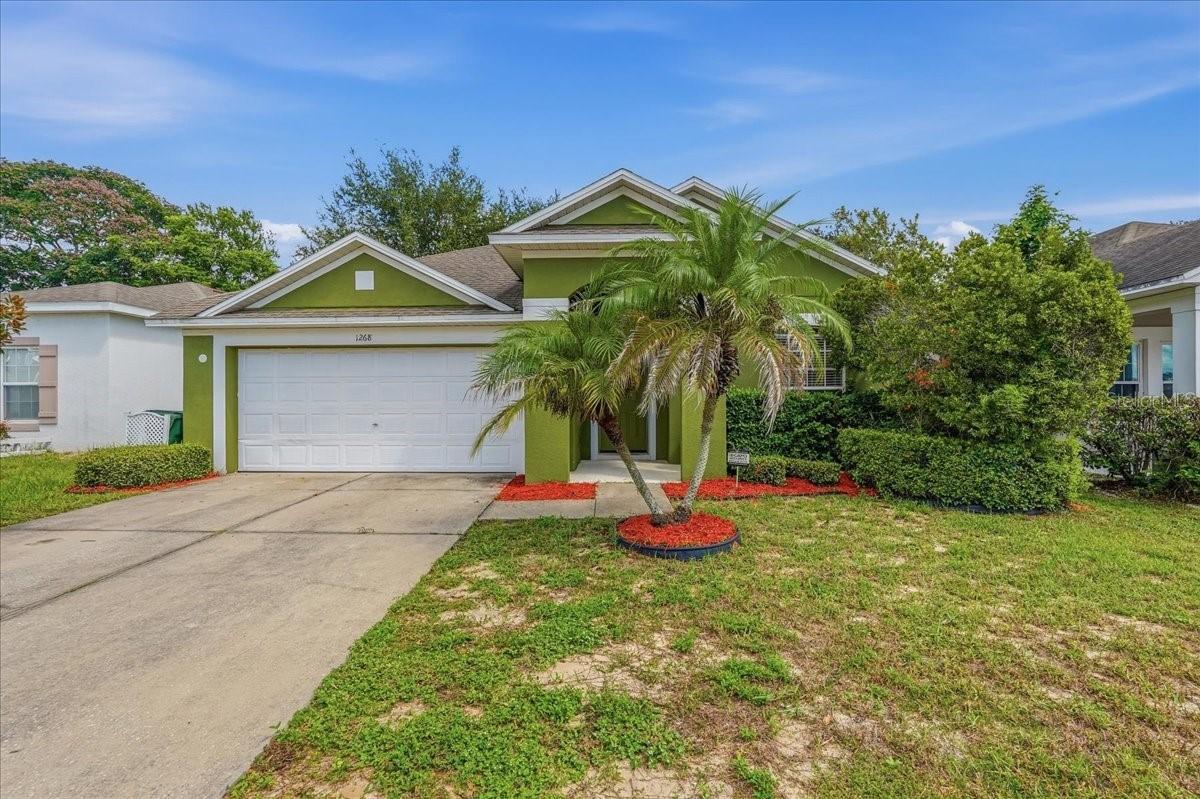 1268 Salisbury Dr, Winter Haven, FL 33881
