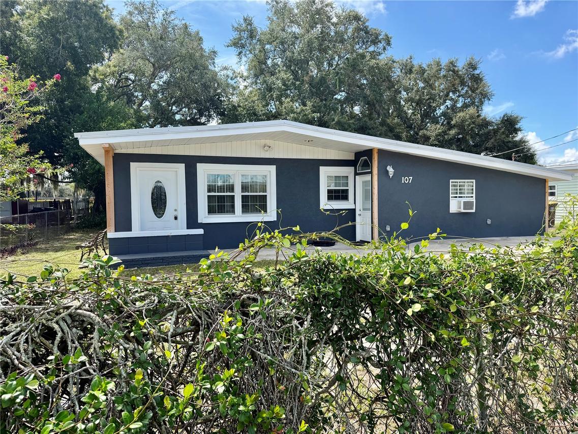 107 Shirley Ct., Eagle Lake, FL 33839