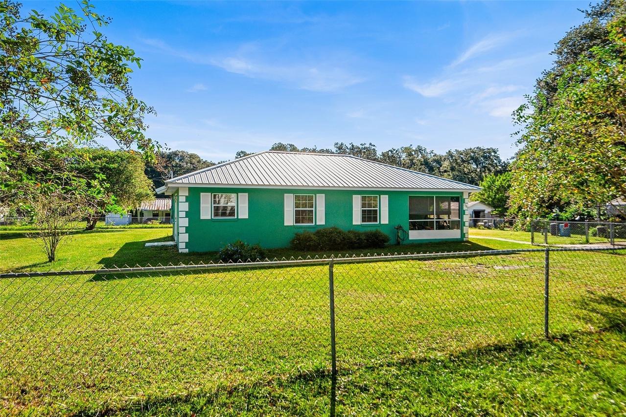 1703 Oakland Rd., Lakeland, FL 33801