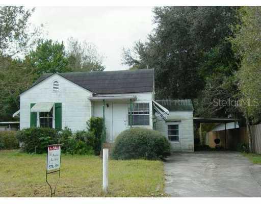 526 Domaris Ave., Lake Wales, FL 33853