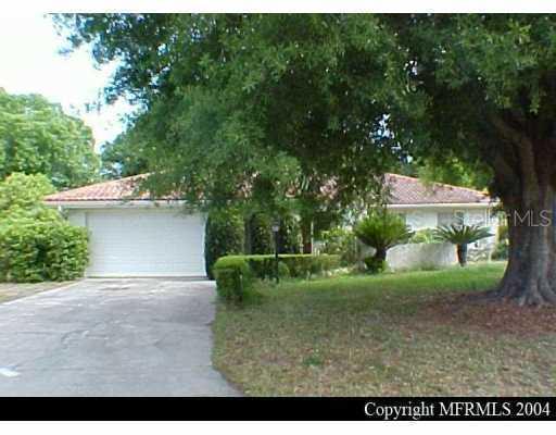 96 Alachua Dr., Winter Haven, FL 33884