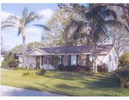 4735 Benton St., Lake Wales, FL 33859