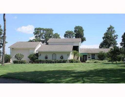 15309 Lake Maurine Dr., Odessa, FL 33556