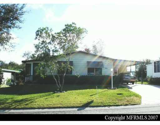 1611 Pebble Beach Ln., The Villages, FL 32159