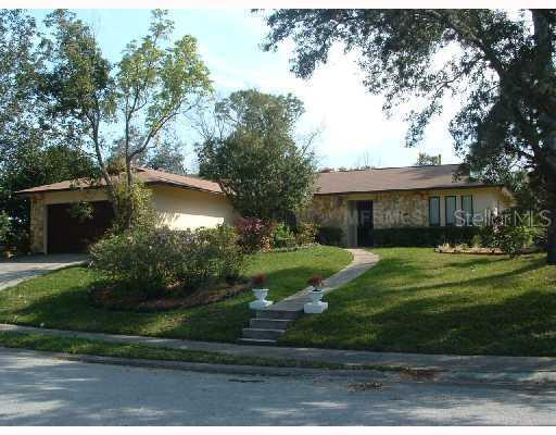 4425 Lancaster Ln., Titusville, FL 32796