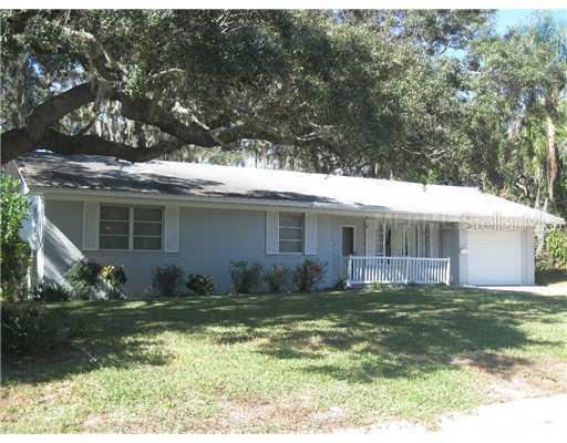 6 S Holiday Lane, Titusville, FL 32796