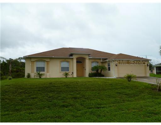 614 Hibiscus Ave., Lehigh Acres, FL 33972
