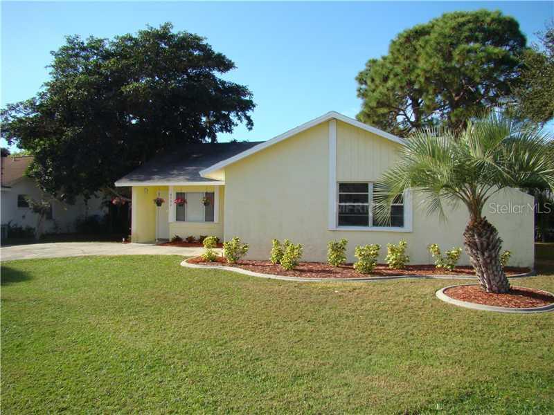 6736 Long Moss Ln., Englewood, FL 34224