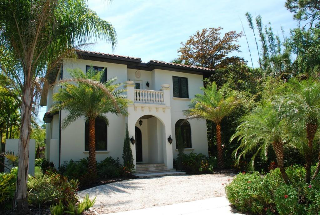 1678 Bonita Ln., Sarasota, FL 34239