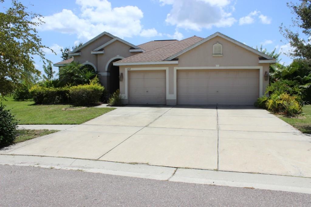 1517 Bonita Bluff Ct., Ruskin, FL 33570