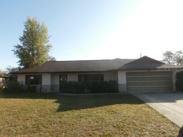 891 Adler Dr., Deltona, FL 32738
