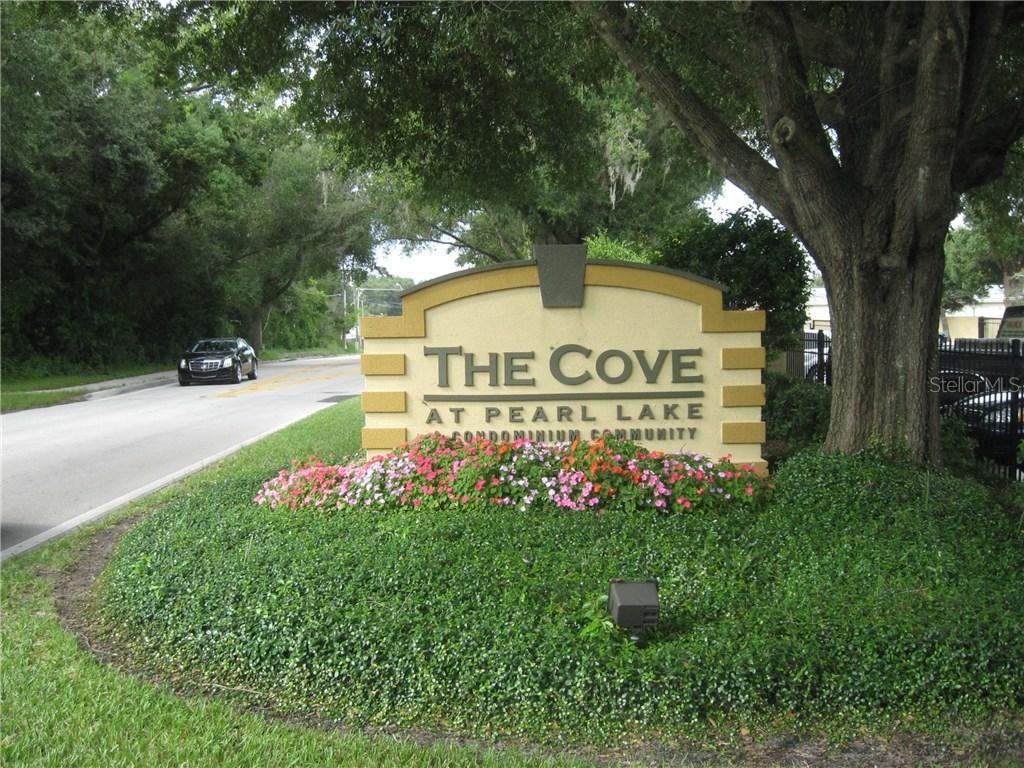 175 N Pearl Lake Causeway #208, Altamonte Springs, FL 32714