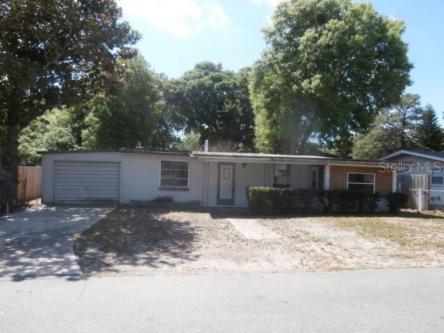 404 Adele St., Edgewater, FL 32132