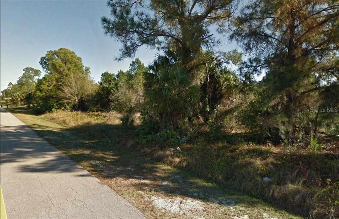 1110 Dixie Ave., Lehigh Acres, FL 33972