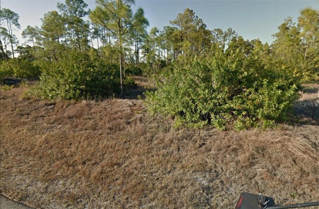 727 Chavers St., Lehigh Acres, FL 33974