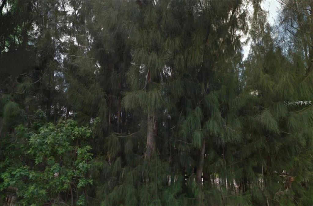 215 Glenholm Ave., Punta Gorda, FL 33950