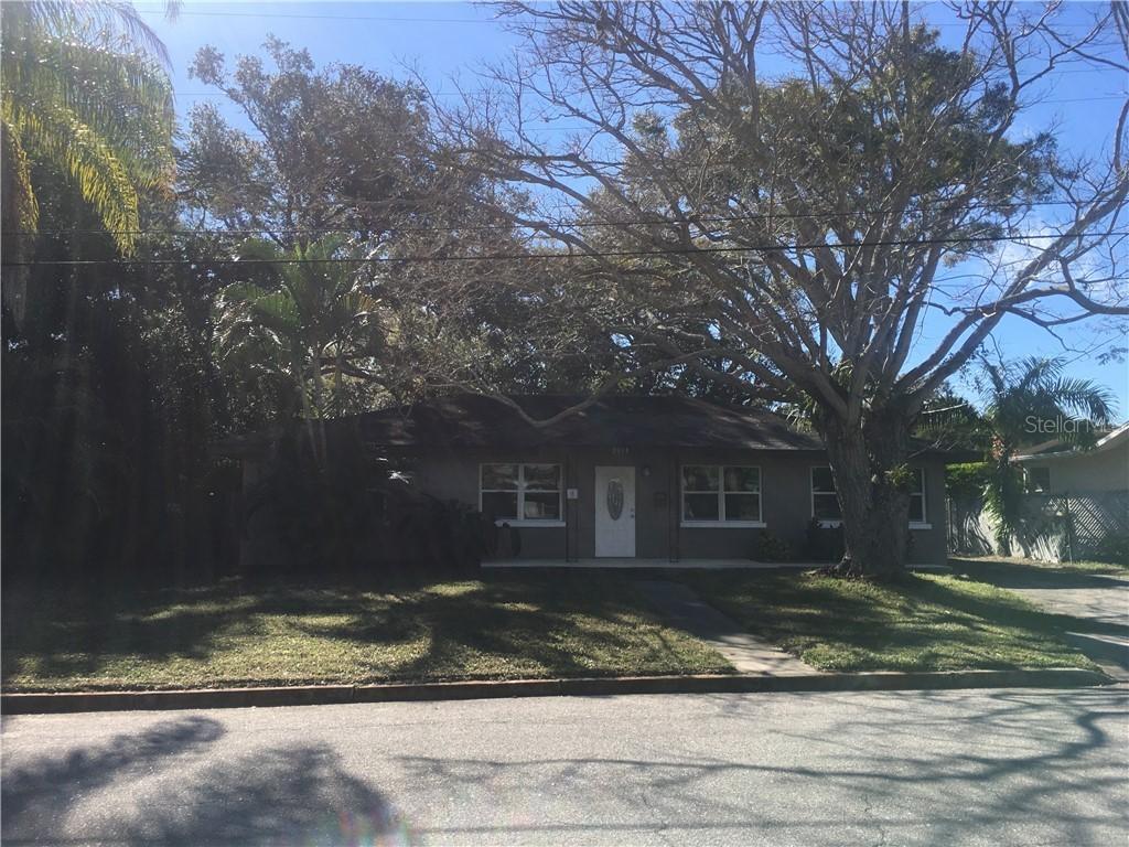 2013 18th Ave., Bradenton, FL 34205