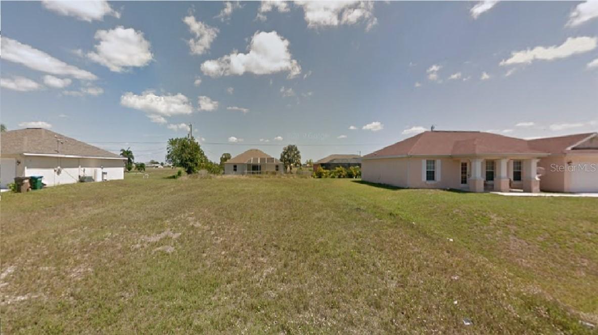 1117 NE 2nd Pl., Cape Coral, FL 33909