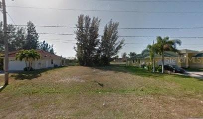 2210 SW 38th Ter., Cape Coral, FL 33914