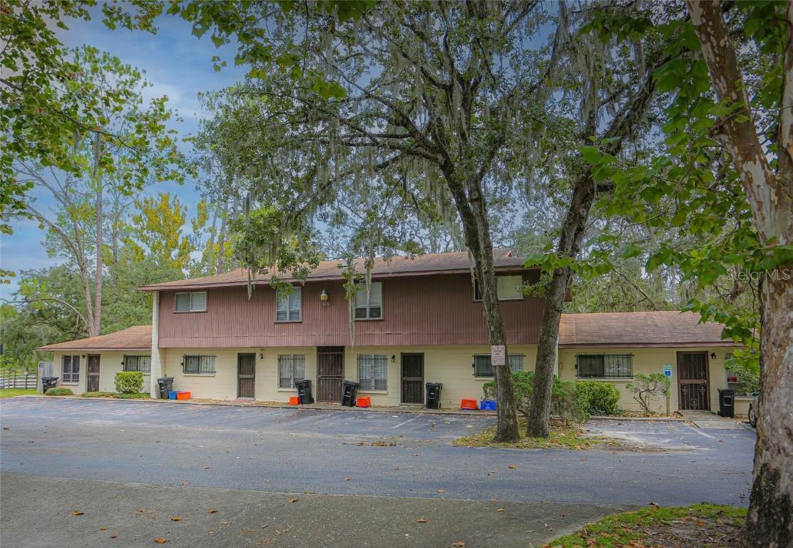 825 SW 62nd Ter., Gainesville, FL 32607