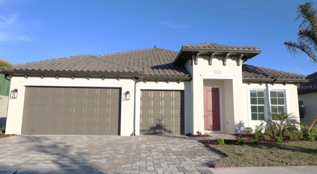 2016 Bolsena St., North Venice, FL 34275