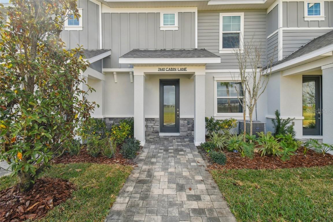 7440 Cabin Ln., Sarasota, FL 34240