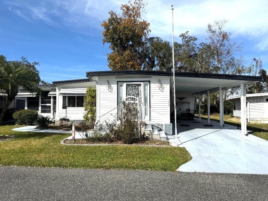 102 Willow Ln., Leesburg, FL 34748
