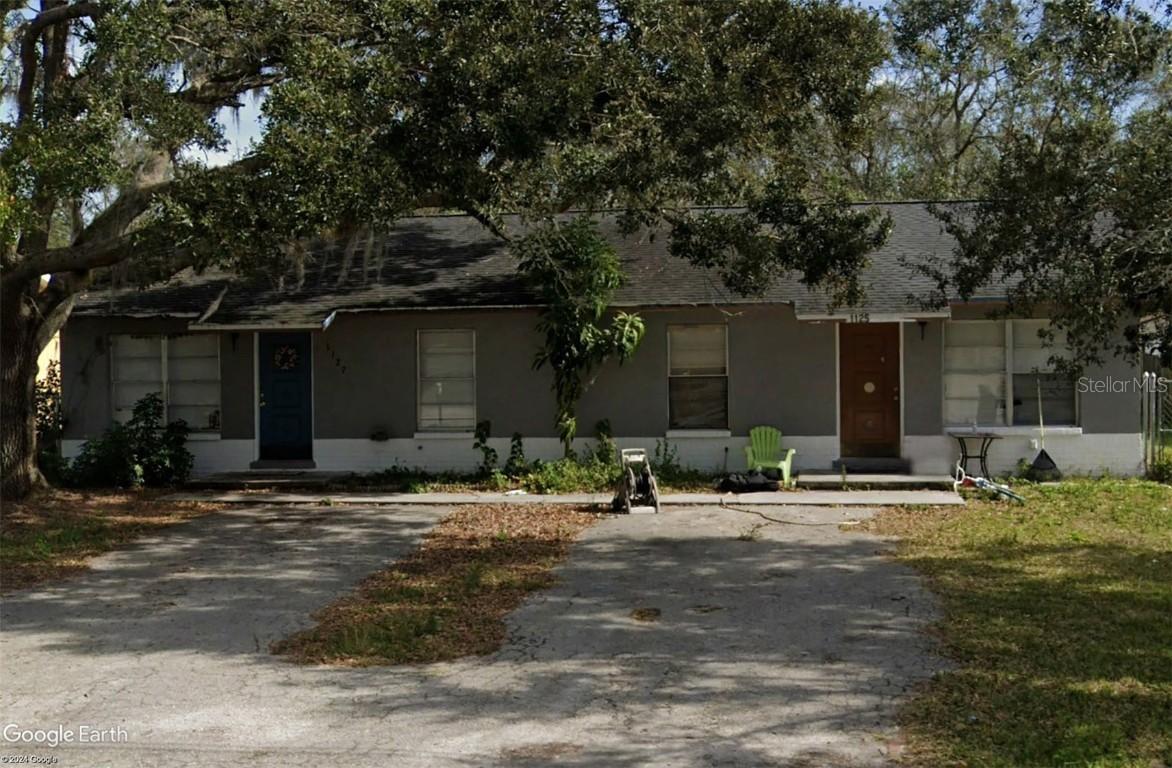 1125 Hagle Park Rd., Bradenton, FL 34212