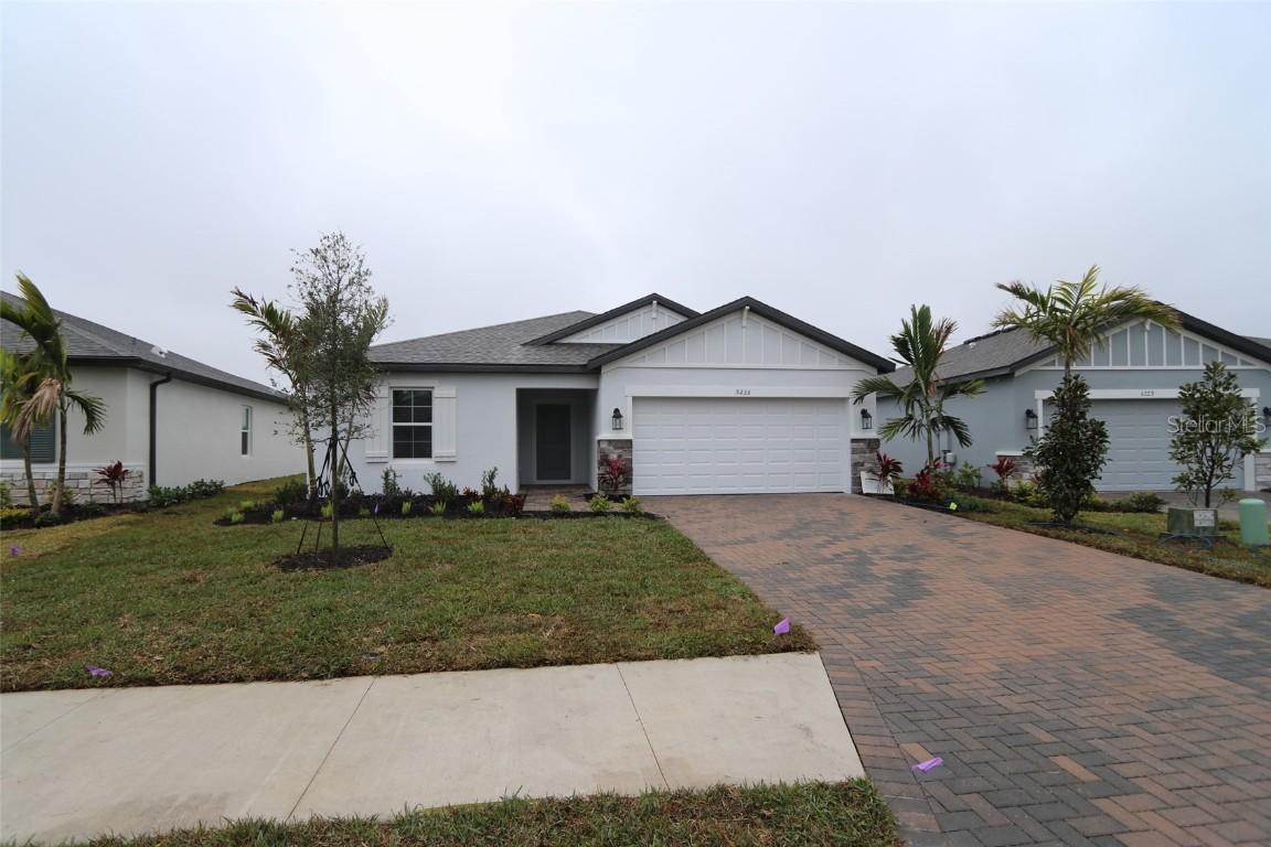 5233 Patano Loop, Palmetto, FL 34221
